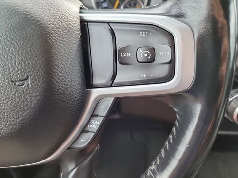 Used 2019 RAM 1500 Big Horn image 28