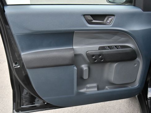 Used 2022 Ford Maverick XL FWD image 13
