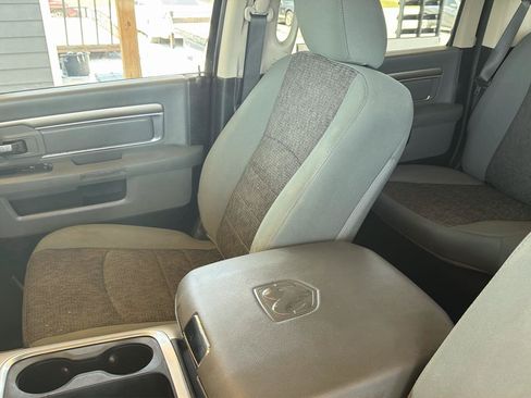 Used 2018 RAM 1500 Big Horn AWD/4WD image 11
