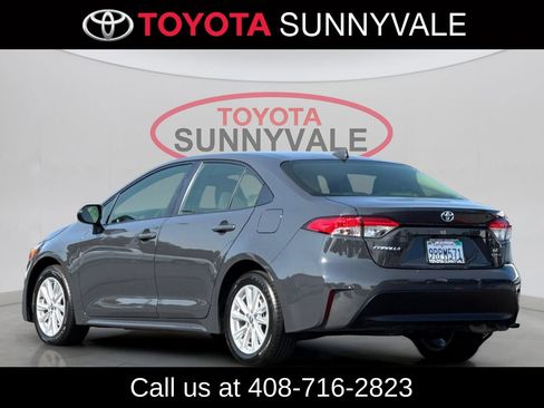 Certified 2025 Toyota Corolla LE w/ LE Premium Package FWD image 8