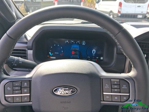 New 2025 Ford F150 Lariat w/ Equipment Group 501A Mid image 16