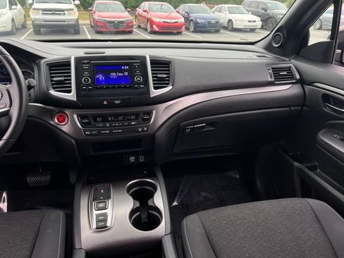 Used 2019 Honda Passport Sport image 14