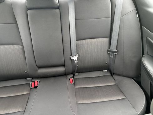 Used 2025 Nissan Altima 2.5 SV FWD image 38