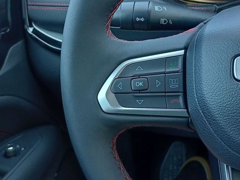 New 2026 Jeep Compass Trailhawk AWD/4WD image 17