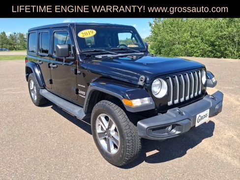 Used 2019 Jeep Wrangler Unlimited Sahara w/ Uconnect 4C Nav & Sound Group AWD/4WD image 2