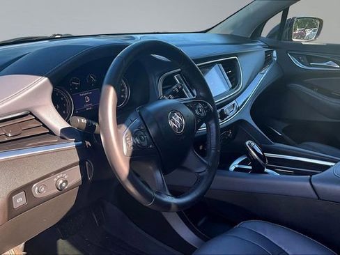 Used 2021 Buick Enclave Essence w/ Sport Touring Edition FWD image 17