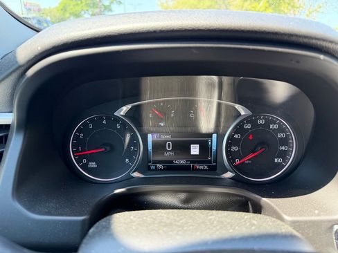 Used 2017 GMC Acadia SLT image 10