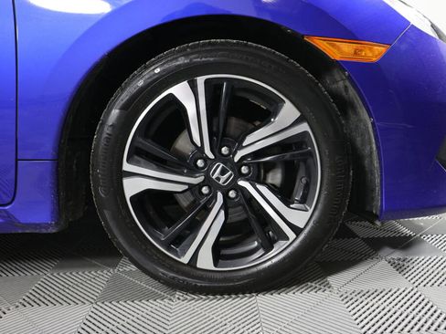 Used 2016 Honda Civic Touring image 6