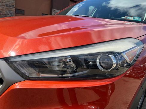 Used 2016 Hyundai Tucson Sport image 18