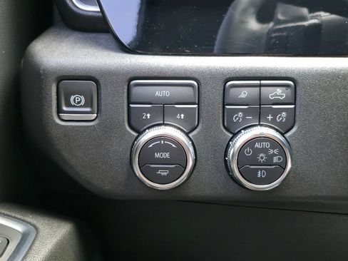 Certified 2024 GMC Sierra 1500 Elevation w/ Elevation Premium Package AWD/4WD image 20