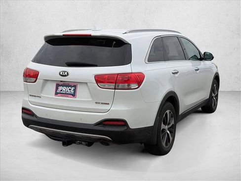Used 2017 Kia Sorento EX w/ EX Premium Package image 5