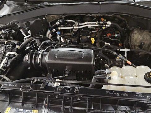 Certified 2022 Ford Explorer XLT AWD/4WD image 27