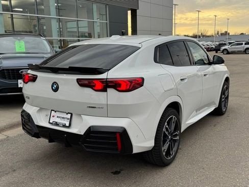 Used 2025 BMW X2 xDrive28i w/ Technology Package image 39