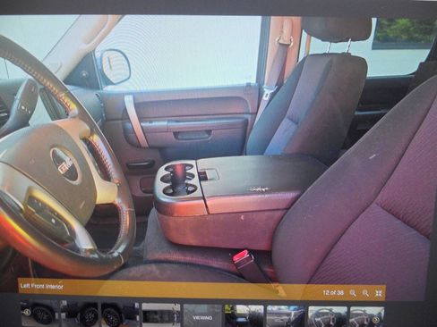 Used 2010 GMC Sierra 1500 SLE w/ (PDW) Pro Sport Package AWD/4WD image 17