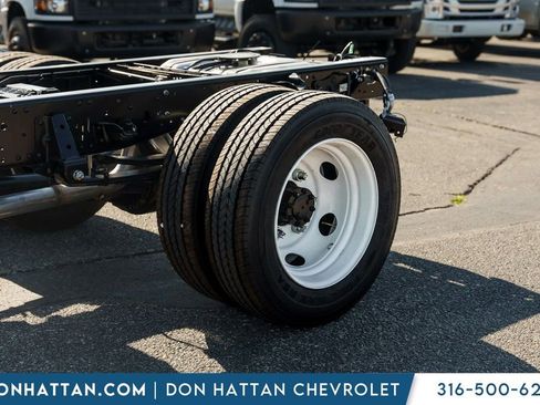 New 2025 Chevrolet Low Cab Forward image 25