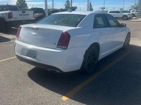Used 2017 Chrysler 300 S AWD/4WD image 2