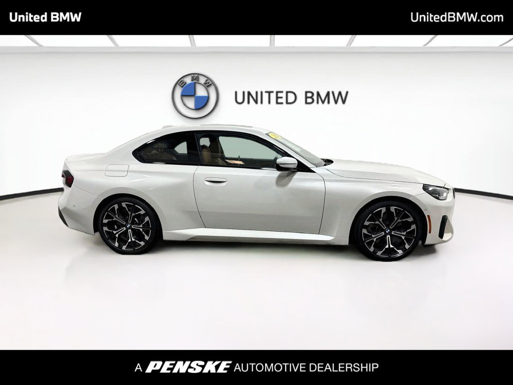 Certified 2026 BMW 230i Coupe w/ Convenience Package RWD image 4