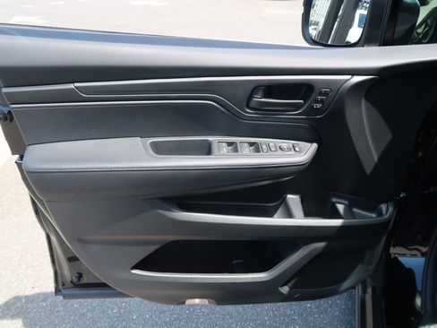 Used 2025 Honda Odyssey EX-L image 19