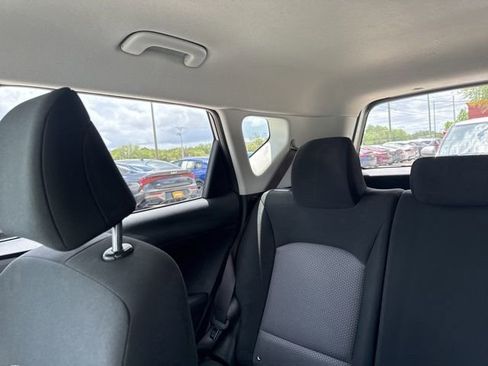 Used 2025 Kia Soul LX w/ LX Technology Package FWD image 30