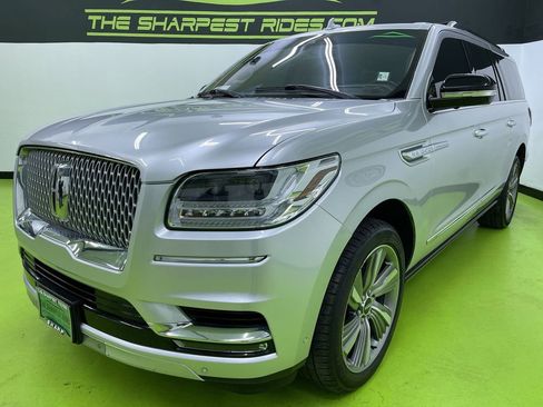 Used 2018 Lincoln Navigator L Reserve w/ Technology Package image 5
