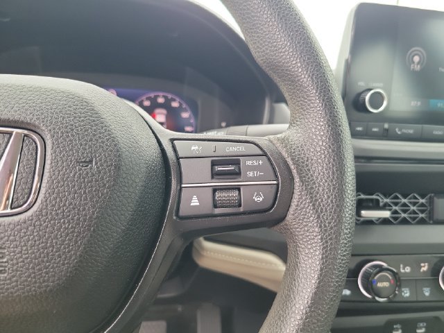 Used 2023 Honda Accord EX image 18