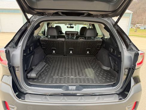 Used 2021 Subaru Outback Onyx Edition XT image 12