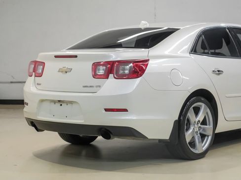 Used 2014 Chevrolet Malibu LTZ FWD image 11