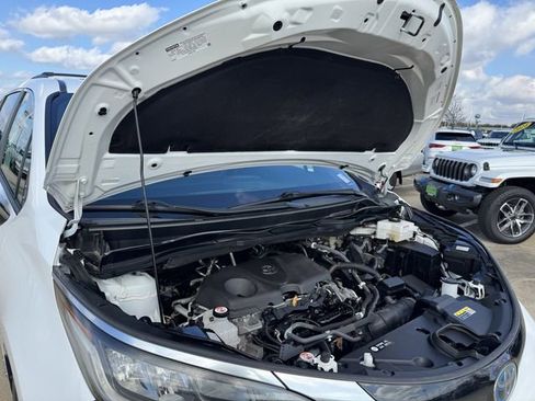 Used 2021 Toyota Sienna XSE image 25