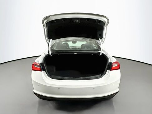 Used 2024 Chevrolet Malibu LT FWD image 34