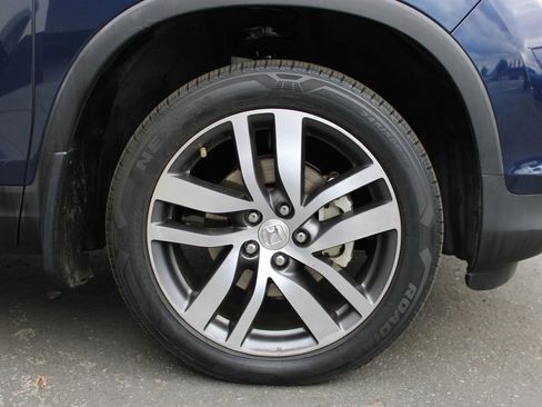 Used 2016 Honda Pilot Touring image 7