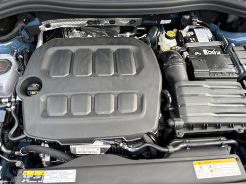 Certified 2026 Volkswagen Tiguan SE R-Line FWD image 52