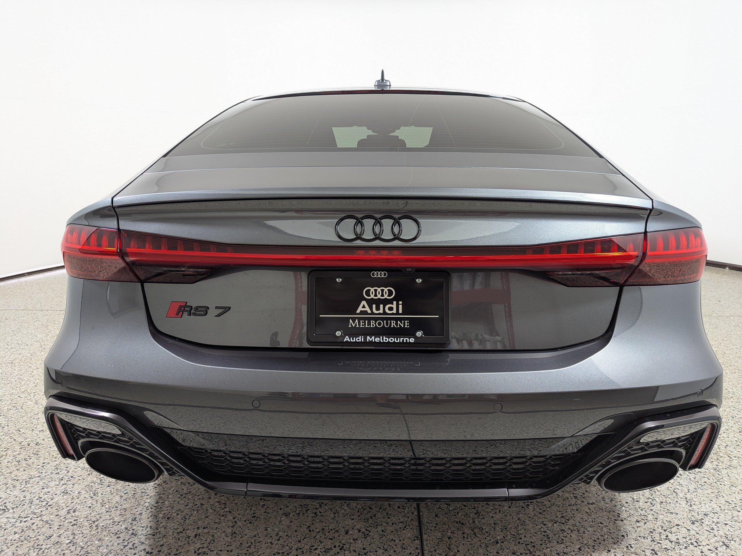 Used 2025 Audi RS 7 Performance w/ Black Optic Package AWD/4WD image 6