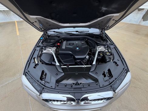 Used 2019 BMW 530i xDrive AWD/4WD image 21