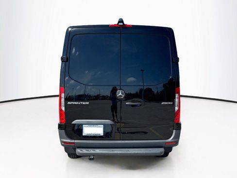 Used 2026 Mercedes-Benz Sprinter 2500 image 13