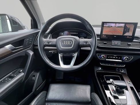 Used 2023 Audi Q5 2.0T Premium Plus w/ Premium Plus Package AWD/4WD image 5