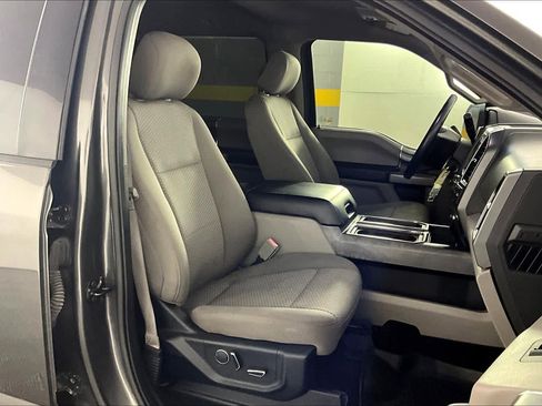 Used 2018 Ford F150 XLT w/ Equipment Group 302A Luxury image 8