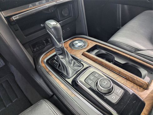 Used 2021 Nissan Armada SL w/ Captain's Chairs Package image 15