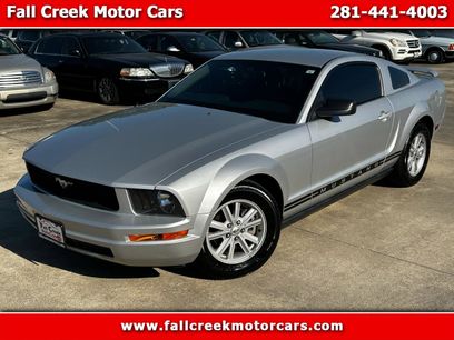 Used 2005 Ford Mustang V6 Deluxe Coupe