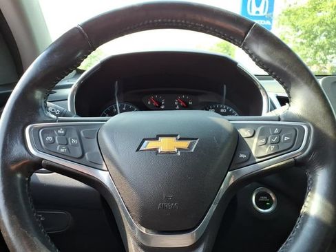 Used 2018 Chevrolet Equinox LT FWD image 23