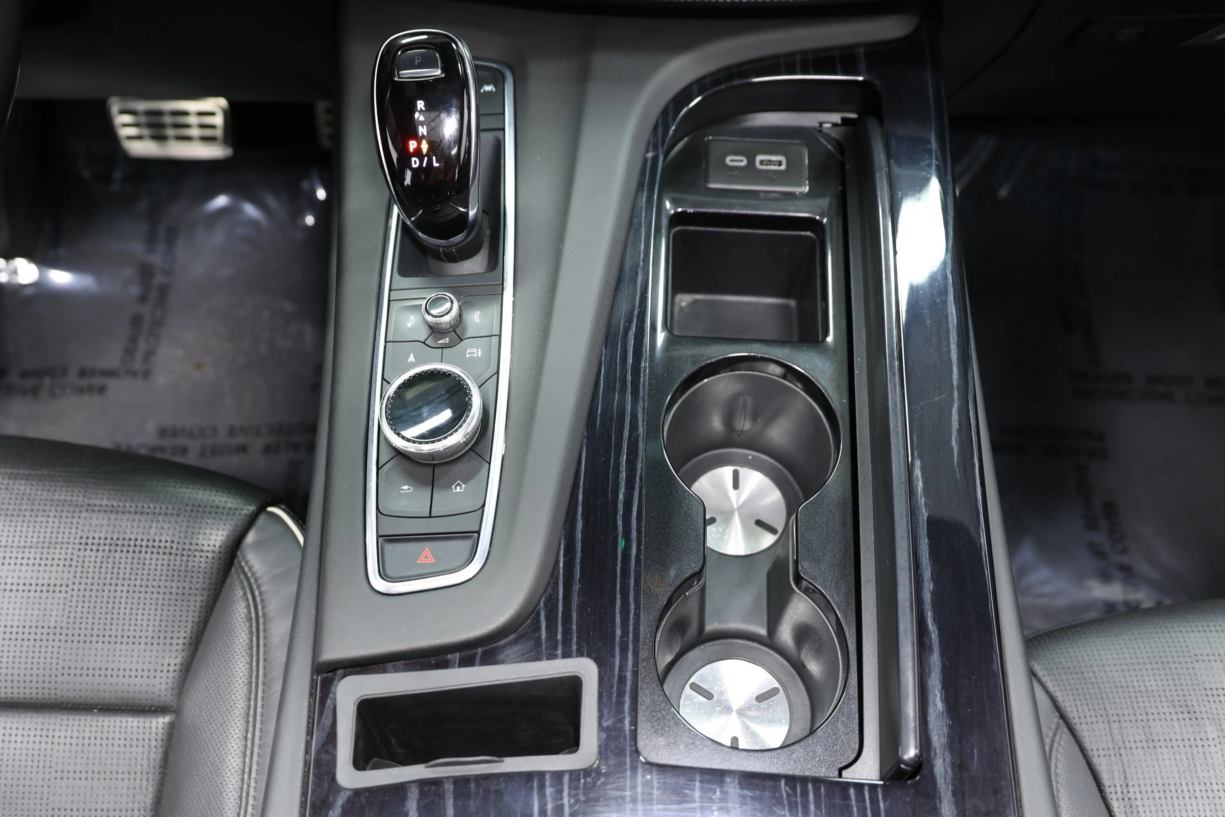 Used 2023 Cadillac Escalade ESV Sport w/ LPO, ONYX Package AWD/4WD image 42