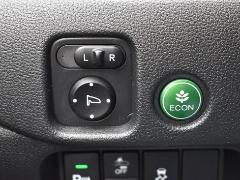 Used 2022 Honda Pilot Touring image 23