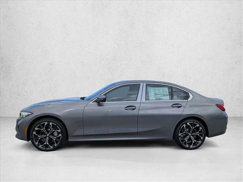 Used 2026 BMW 330i xDrive Sedan w/ Premium Package image 5