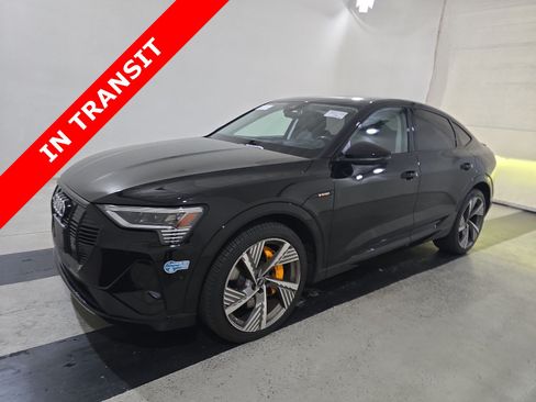 Used 2022 Audi e-tron Prestige w/ Prestige Package AWD/4WD image 1
