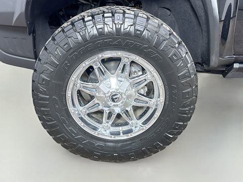 Used 2019 Chevrolet Colorado ZR2 AWD/4WD image 38