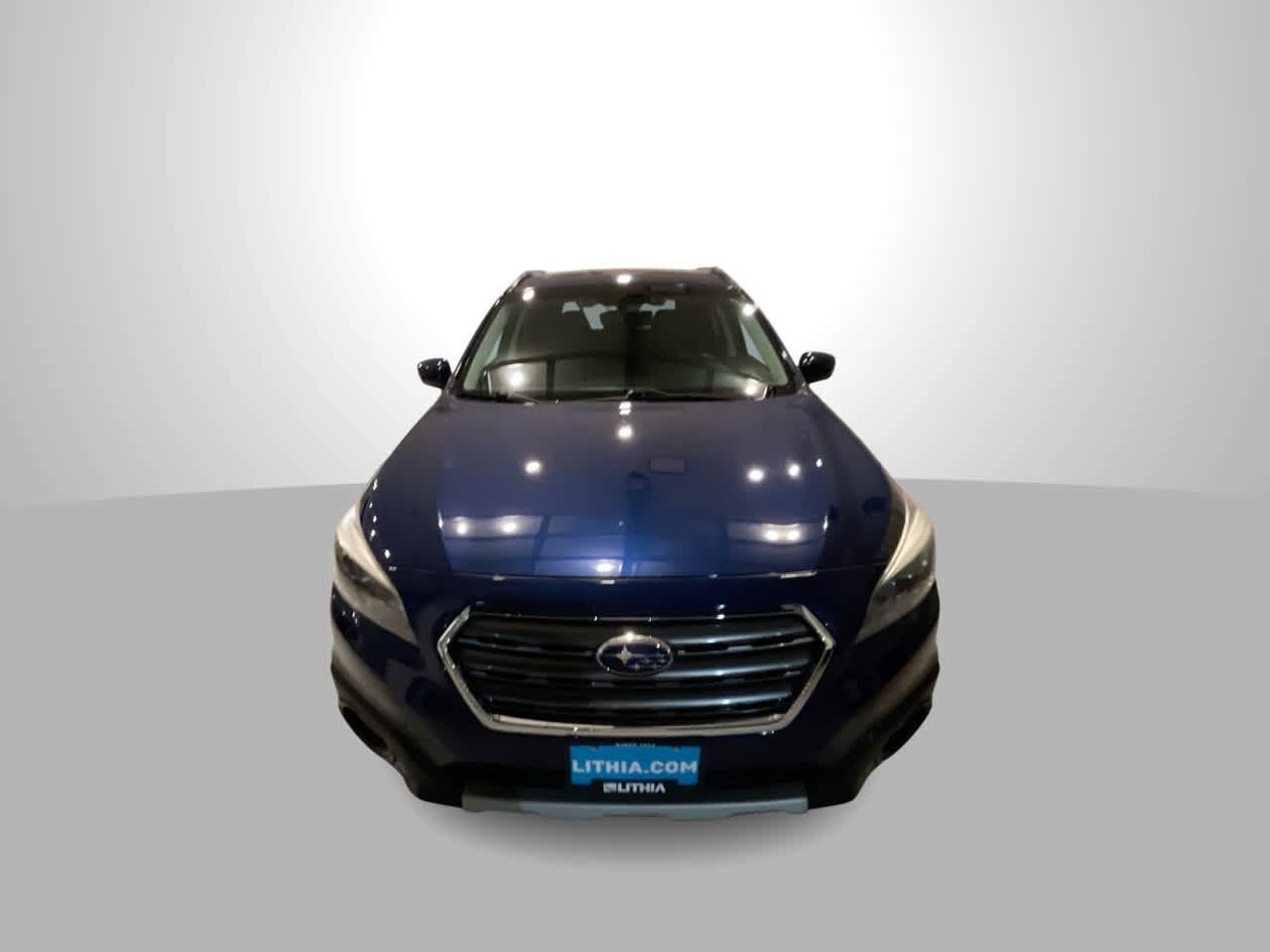 Used 2017 Subaru Outback 2.5i Touring w/ Popular Package #5A AWD/4WD image 3