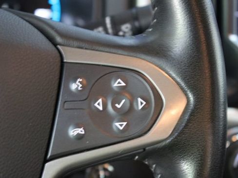 Used 2021 Chevrolet Colorado Z71 w/ Z71 Midnight Edition AWD/4WD image 17