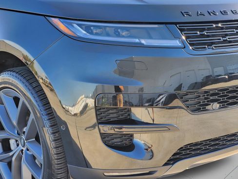 Certified 2024 Land Rover Range Rover Sport SE image 8