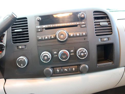 Used 2012 Chevrolet Silverado 2500 LT w/ Convenience Package AWD/4WD image 14