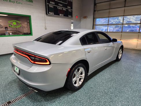 Used 2021 Dodge Charger SXT w/ Leather Interior Group image 6