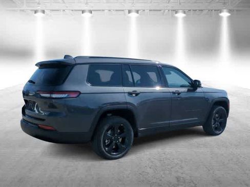 New 2025 Jeep Grand Cherokee L Altitude AWD/4WD image 8